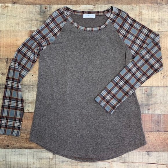 Plaid Houndstooth Baseball Tee - Picture 3 of 4